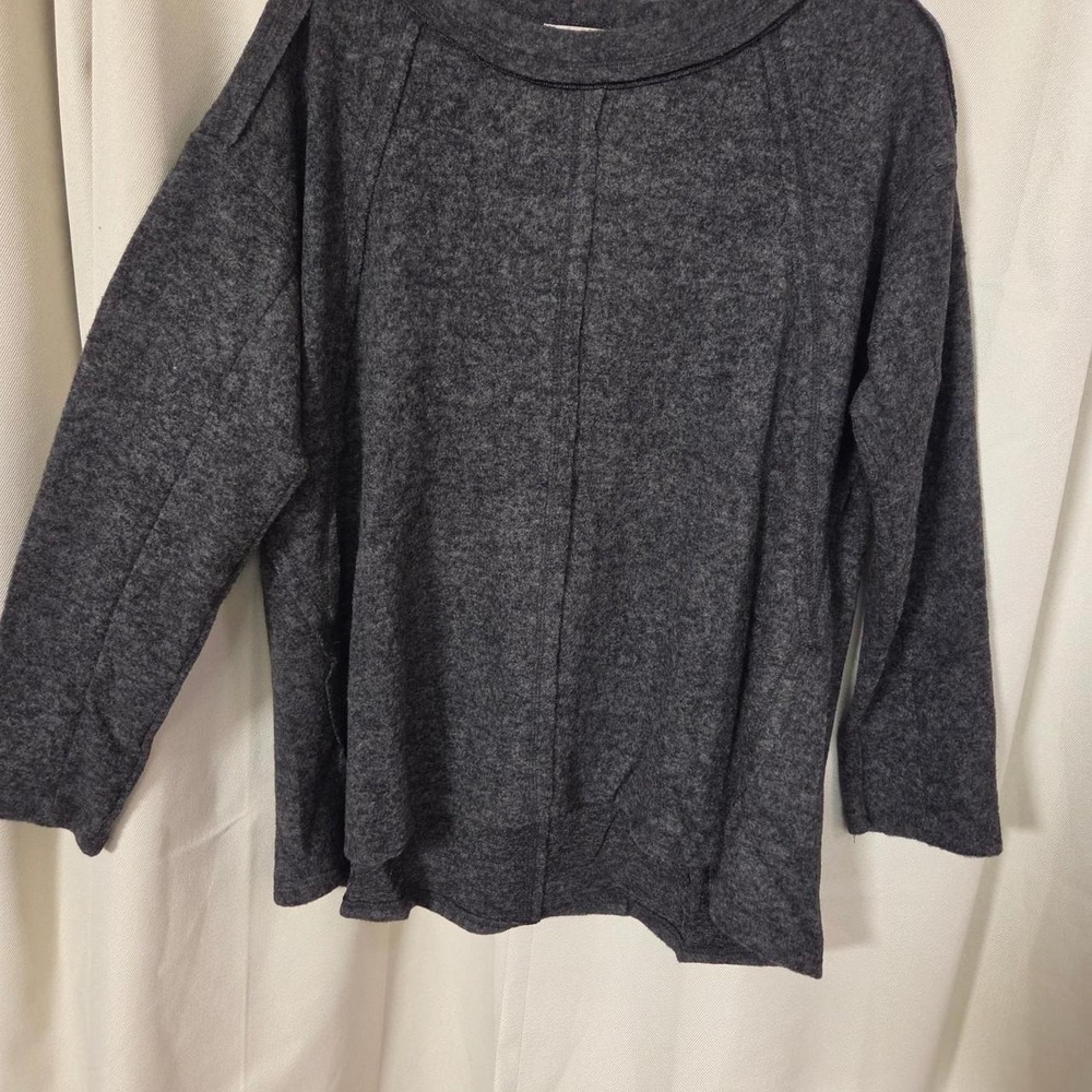Zenana Hacci Crewneck